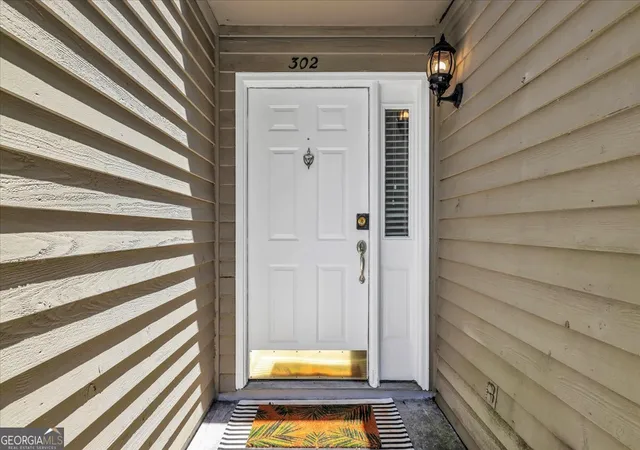Photo 2 of Multi family home for sale at 3005 River Dr #302, Savannah, GA 31404 | MLS# 10589631 | Listing updated on 2026-07-09
