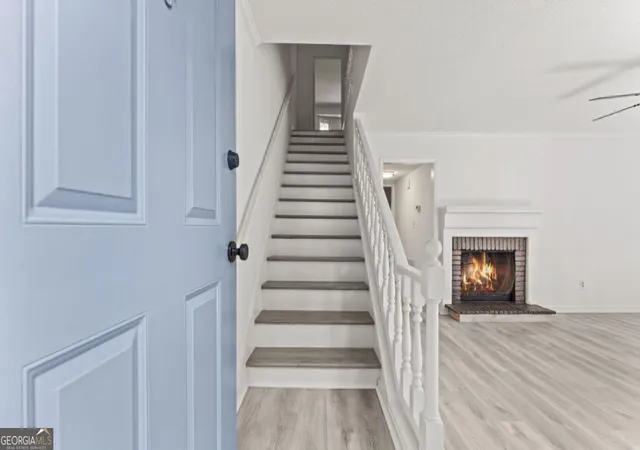 Listing Photo 3 - Condo for sale in building located at 2387 Northlake Ct NE, Atlanta, GA 30345