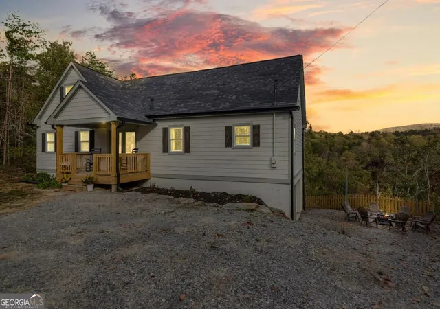 Photo 1 of Single family home for sale at 587 E Oak Tr, Jasper, GA 30143 | MLS# 10870851 | Listing updated on 2026-10-25