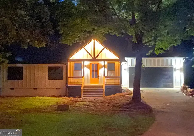 Photo 3 of Single family home for sale at 374 Academy Woods Dr, Jefferson, GA 30549 | MLS# 10798724 | Listing updated on 2026-09-28