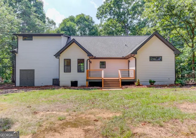 Photo 3 of Single family home for sale at 374 Academy Woods Dr, Jefferson, GA 30549 | MLS# 10798724 | Listing updated on 2026-09-28