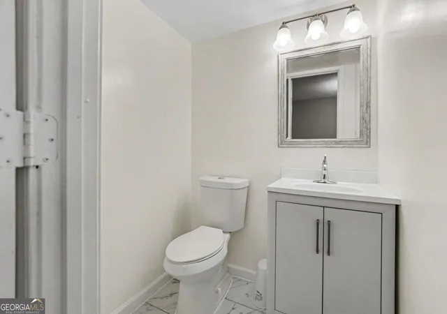 5th image of 4701 Flat Shoals Rd #15D, Union City, GA 30291 | MLS# 10830315