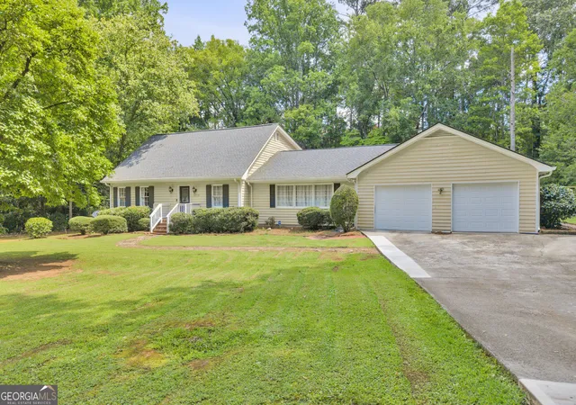 Photo 1 of Single family home for sale at 5112 Kurt Ln Sw, Conyers, GA 30094 | MLS# 10825425 | Listing updated on 2026-09-17