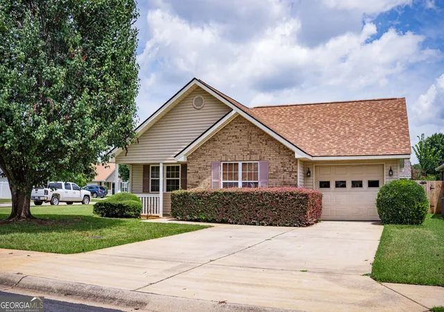 1st image of 204 Deerfield Cir, Warner Robins, GA 31088 | MLS# 10804171
