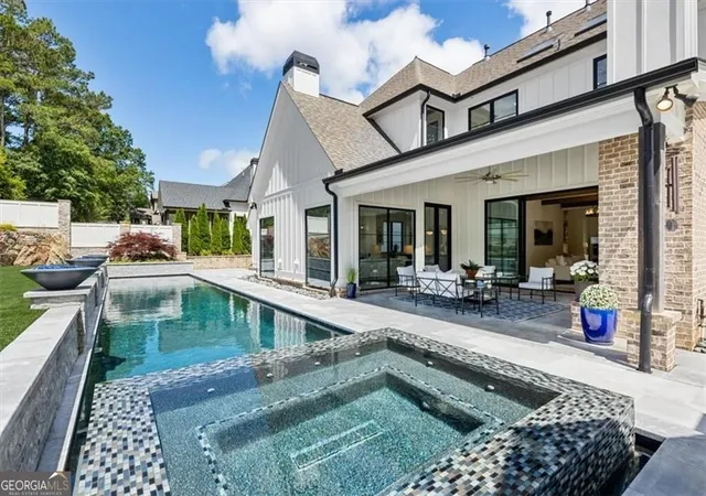 1st image of 212 Brooke Dr, Alpharetta, GA 30009 | MLS# 10786592