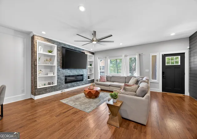 4th image of 160 Se Vanira Ave Se # A, Atlanta, GA 30315 | MLS# 10768478