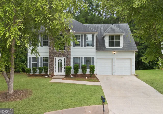 Photo 1 of Sale Pending at 155 Apache St Sw, Atlanta, GA 30331 | MLS# 10792909 | Listing updated on 2026-09-09