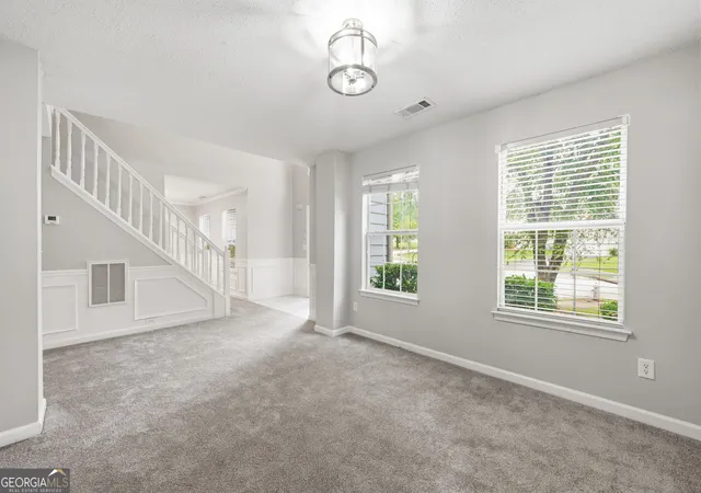 Photo 4 of Sale Pending at 155 Apache St Sw, Atlanta, GA 30331 | MLS# 10792909 | Listing updated on 2026-09-09