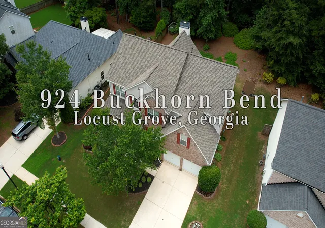 Photo 3 of Single family home for sale at 924 Buckhorn Bnd, Locust Grove, GA 30248 | MLS# 10789204 | Listing updated on 2026-08-26