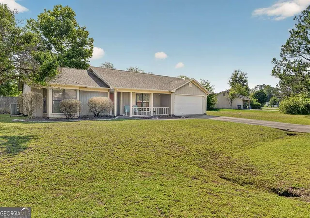 Homes for sale in Saint Marys, GA | 504 Somerset Road, Saint Marys, GA 31558 | MLS# 10781275