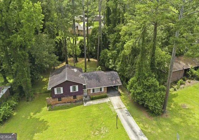 Photo 3 of Single family home for sale at 3246 Weslock Cir, Decatur, GA 30034 | MLS# 10753452 | Listing updated on 2026-07-10