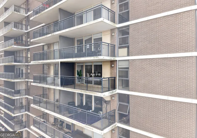 Homes for sale in Atlanta, GA | 620 Peachtree St Ne #916, Atlanta, GA 30308 | MLS# 10738866