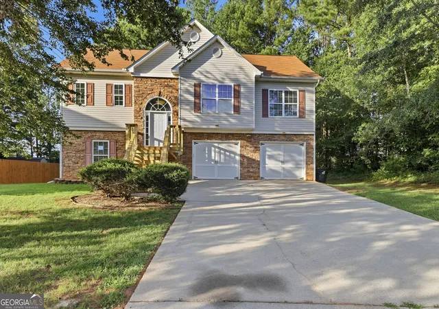 Photo 1 of Sale Pending at 117 E Woodland Manor, Temple, GA 30179 | MLS# 10772907 | Listing updated on 2026-09-16