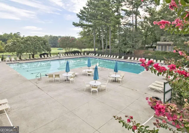 Listing Photo 2 - Condo for sale in building located at 248 Triumph Dr NW, Atlanta, GA 30327 - Unit #