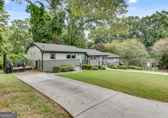 2nd image of 3460 Napoleon, Atlanta, GA 30337 | MLS# 10569005
