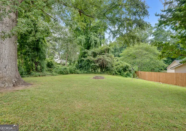 Photo 4 of Sale Pending at 3460 Napoleon, Atlanta, GA 30337 | MLS# 10569005 | Listing updated on 2025-11-24