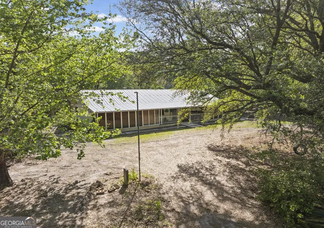 3rd image of 1234 Bennett Rd, Screven, GA 31560 | MLS# 10795058