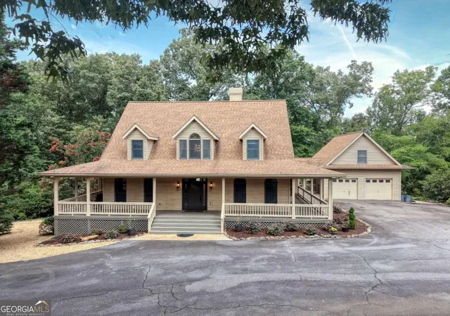 Photo 1 of Single family home for sale at 39 Mccracken Cove Rd, Hayesville, NC 28904 | MLS# 10827418 | Listing updated on 2026-08-31