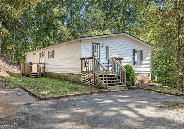 Homes for sale in Demorest, GA | 205 Whitewater Rd, Demorest, GA 30535 | MLS# 10796326