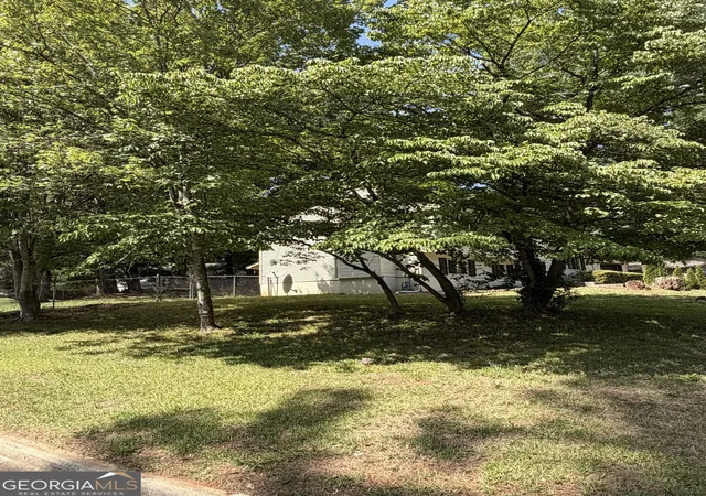Photo 3 of Sale Pending at 4197 Hopkins Lake Dr, Duluth, GA 30096 | MLS# 10764793 | Listing updated on 2026-05-19