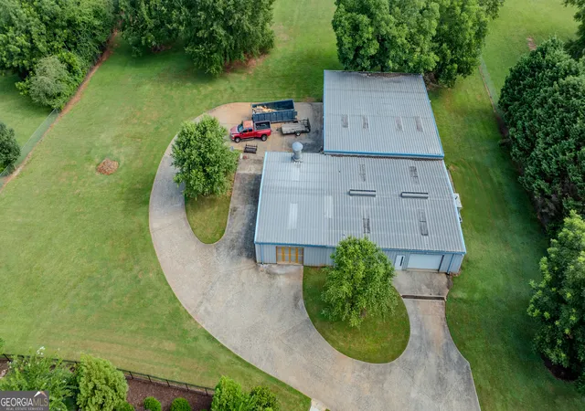 Photo 3 of Sale Pending at 399 Overlook Trl, Williamson, GA 30292 | MLS# 10715371 | Listing updated on 2026-08-20
