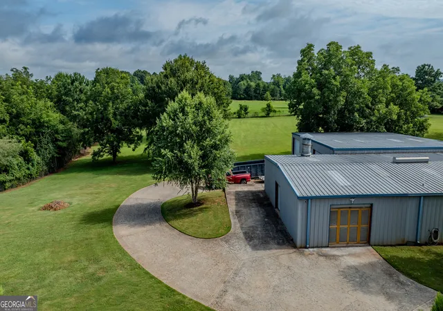 Homes for sale in Williamson, GA | 399 Overlook Trail, Williamson, GA 30292 | MLS# 10715371