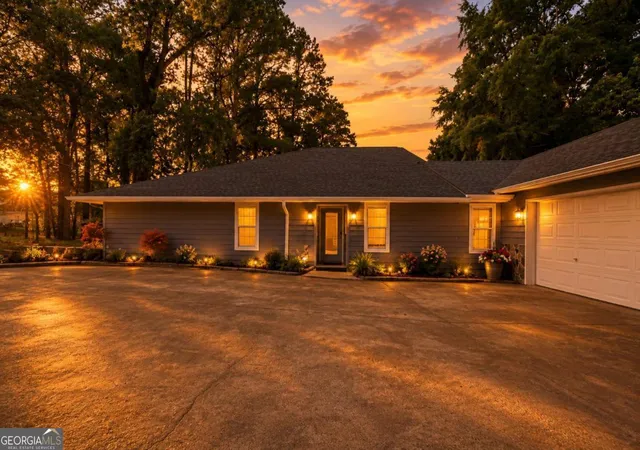 Photo 4 of Sale Pending at 112 Cannon Point Rd Se, Milledgeville, GA 31061 | MLS# 10780854 | Listing updated on 2026-10-02