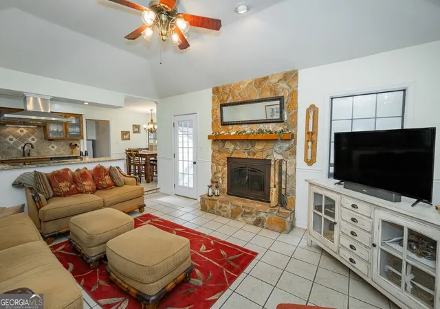 Photo 3 of Single family home for sale at 79 Highland Oaks Ct N, St. Marys, GA 31558 | MLS# 10836913 | Listing updated on 2026-10-02
