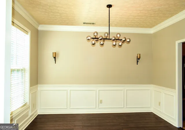 Photo 3 of Single family home for sale at 3040 Goldmist Dr, Buford, GA 30519 | MLS# 10821131 | Listing updated on 2026-10-08