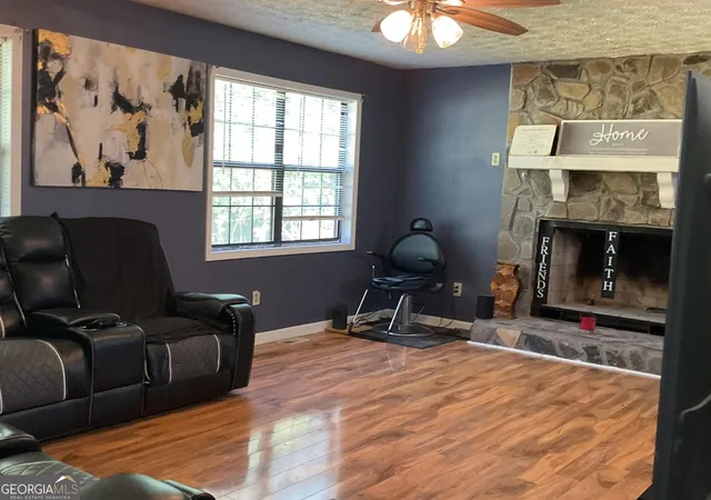 Photo 4 of Single family home for sale at 500 Ella Dr, Griffin, GA 30223 | MLS# 10823981 | Listing updated on 2026-09-18