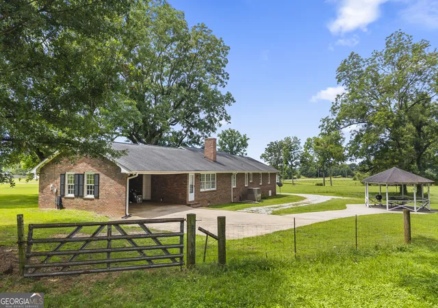 3rd image of 16530 Hwy 59, Carnesville, GA 30521 | MLS# 10808461