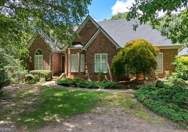 Photo 4 of Single family home for sale at 100 Moonview Pl, Fayetteville, GA 30215 | MLS# 10795048 | Listing updated on 2026-07-18