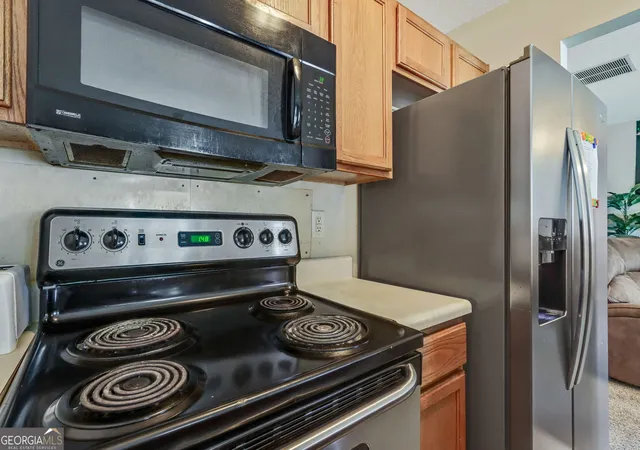 Listing Photo 4 - Condo for sale in building located at 6964 Gallant Cir SE, Mableton, GA 30126 - Unit #24