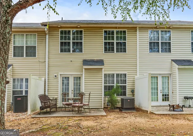 Listing Photo 5 - Condo for sale in building located at 6964 Gallant Cir SE, Mableton, GA 30126 - Unit #24