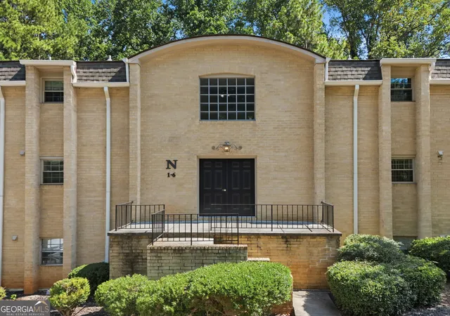 Condo for sale at 5400 Roswell Rd #N6, Sandy Springs, GA 30342 | MLS# 10834783