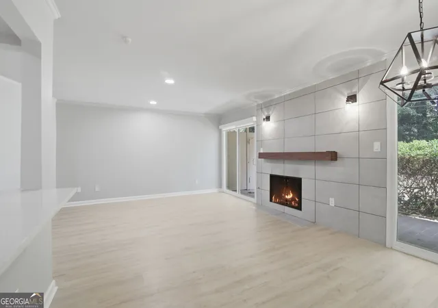 Photo 4 of Condo for sale at 5400 Roswell Rd #N6, Sandy Springs, GA 30342 | MLS# 10834783 | Listing updated on 2026-09-10