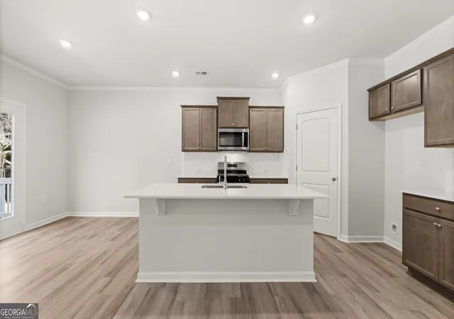 Photo 4 of Single family home for sale at 1391 Lincoln Ln, Braselton, GA 30517 | MLS# 10752930 | Listing updated on 2026-10-09