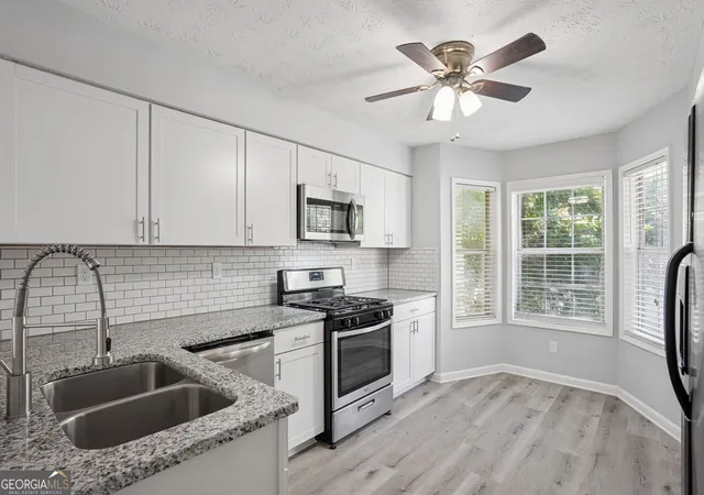 2nd image of 6430 Oakleaf Wy, Morrow, GA 30260 | MLS# 10738073