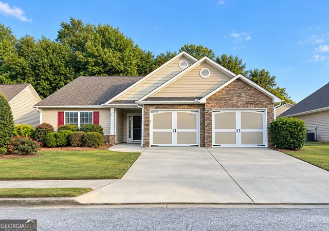 Photo 1 of Single family home for sale at 690 Majesty Xing, Winder, GA 30680 | MLS# 10872593 | Listing updated on 2026-10-28