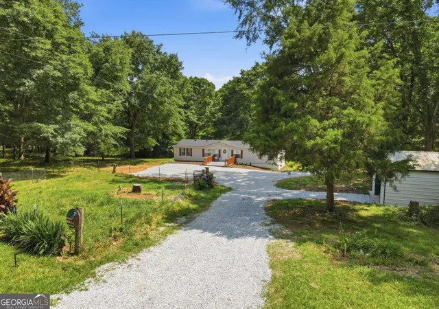 2nd image of 1203 Lanier Rd, Pendergrass, GA 30567 | MLS# 10777156