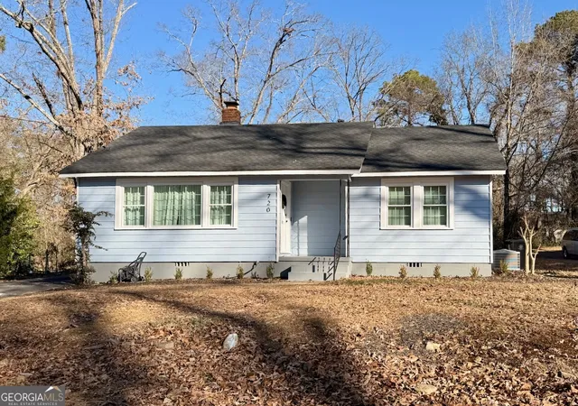 Photo 1 of Sale Pending at 720 Charlton St Nw, Rome, GA 30165 | MLS# 10662974 | Listing updated on 2026-01-31