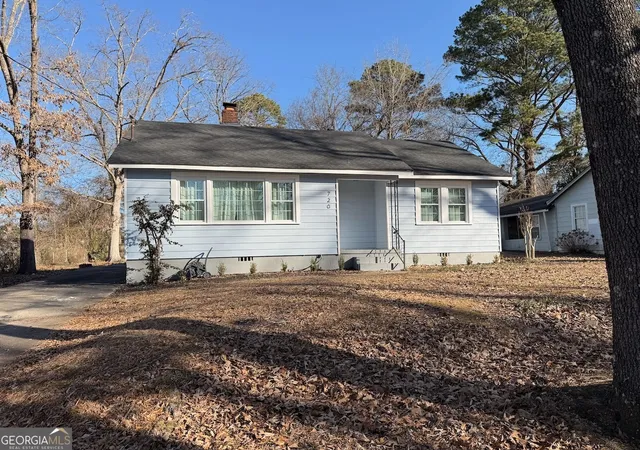 Photo 3 of Sale Pending at 720 Charlton St Nw, Rome, GA 30165 | MLS# 10662974 | Listing updated on 2026-01-31