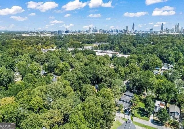 8th image of 1427 Andrews St Nw, Atlanta, GA 30314 | MLS# 10816509