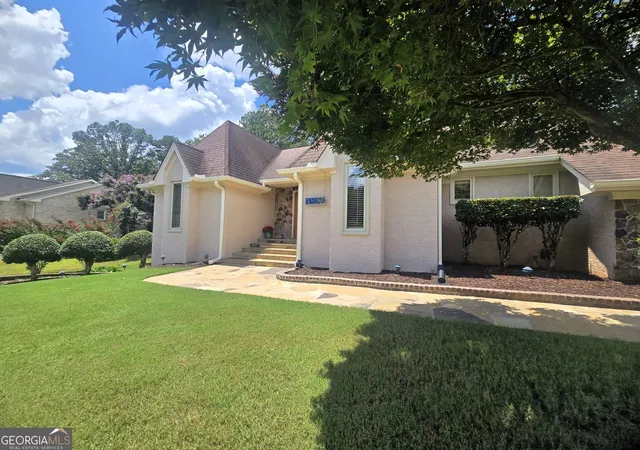 Photo 2 of Single family home for sale at 1321 N Brandy Shls Se, Conyers, GA 30013 | MLS# 10820011 | Listing updated on 2026-09-26