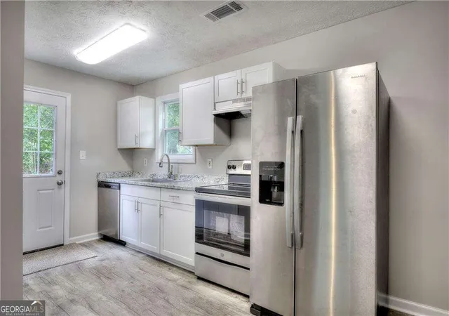 Photo 3 of Single family home for sale at 732 Old Villa Rica Rd, Dallas, GA 30157 | MLS# 10826143 | Listing updated on 2026-09-23