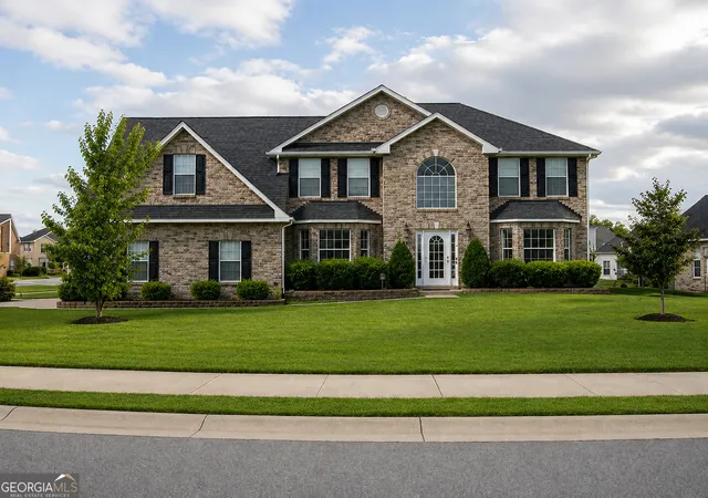 Photo 1 of Single family home for sale at 307 Daytona Dr, Mcdonough, GA 30253 | MLS# 10754312 | Listing updated on 2026-08-05