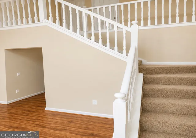 Photo 3 of Single family home for sale at 307 Daytona Dr, Mcdonough, GA 30253 | MLS# 10754312 | Listing updated on 2026-08-05