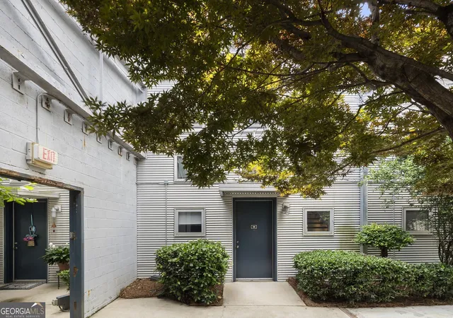 Photo 1 of Condo for sale at 400 Village Pkwy #128, Atlanta, GA 30306 | MLS# 10802196 | Listing updated on 2026-08-14