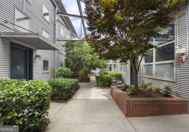 Photo 2 of Condo for sale at 400 Village Pkwy #128, Atlanta, GA 30306 | MLS# 10802196 | Listing updated on 2026-08-14