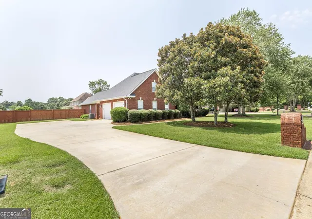 3rd image of 327 Audrey Wy, Kathleen, GA 31047 | MLS# 10815963